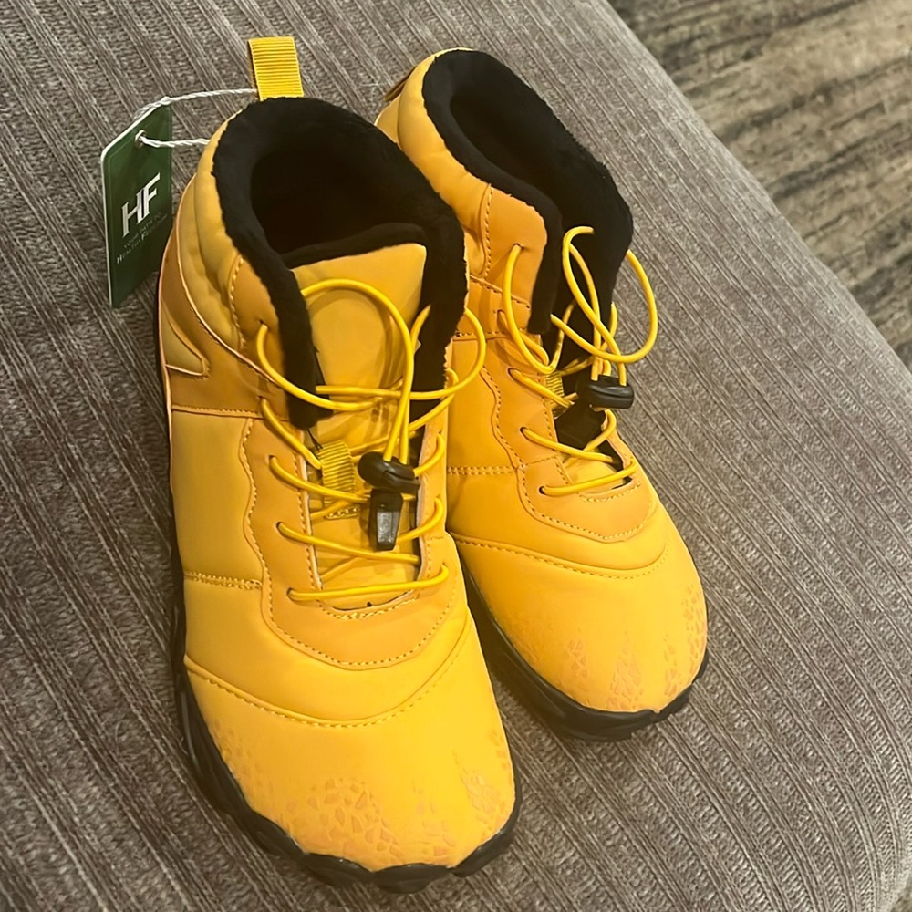 Vindra Flex - Non-slip & Universal Winter Barefoot Shoe (Waterproof)